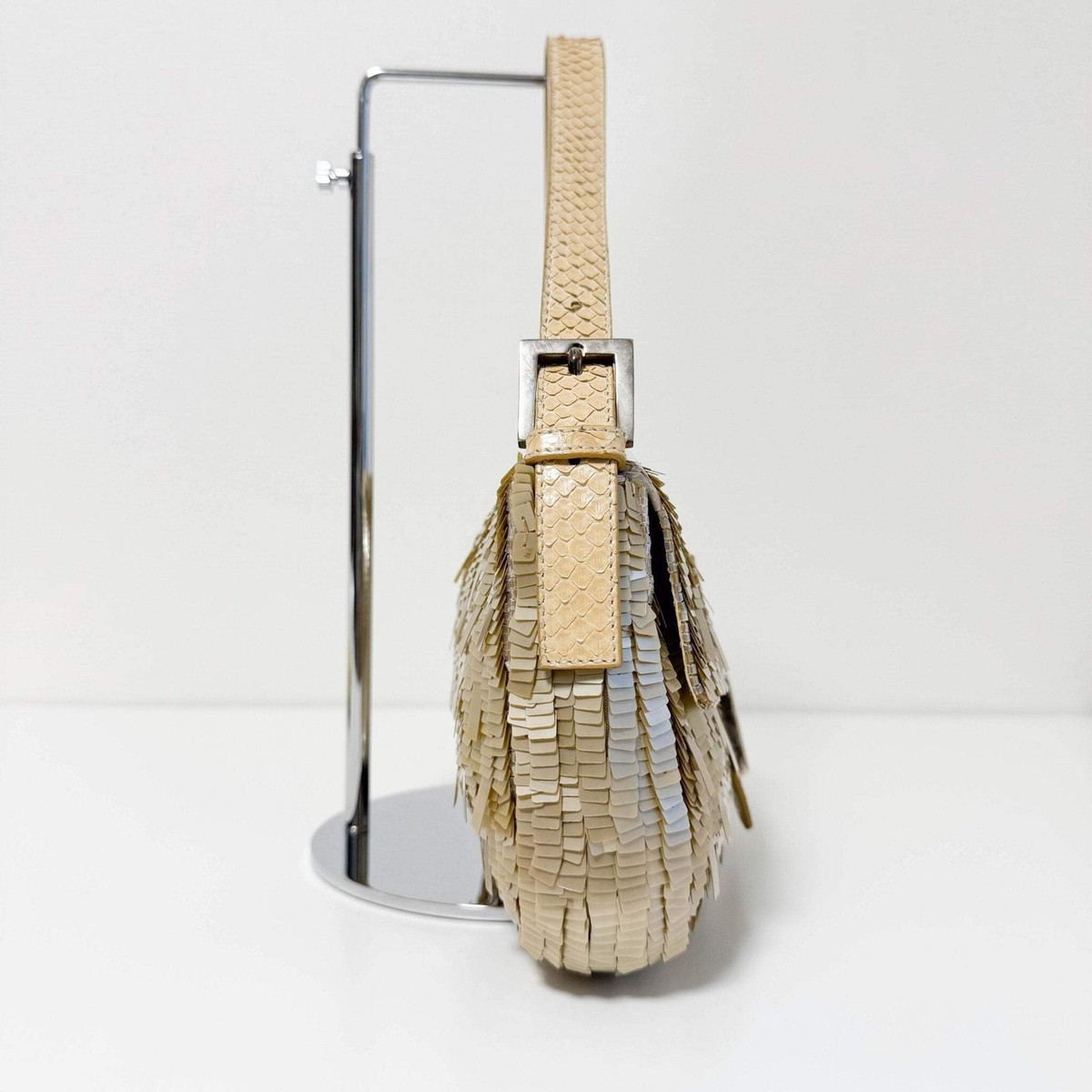 FENDI Baguette Sequin Champagne Gold | eBay FENDI Baguette Sequin Champagne Gold | eBay