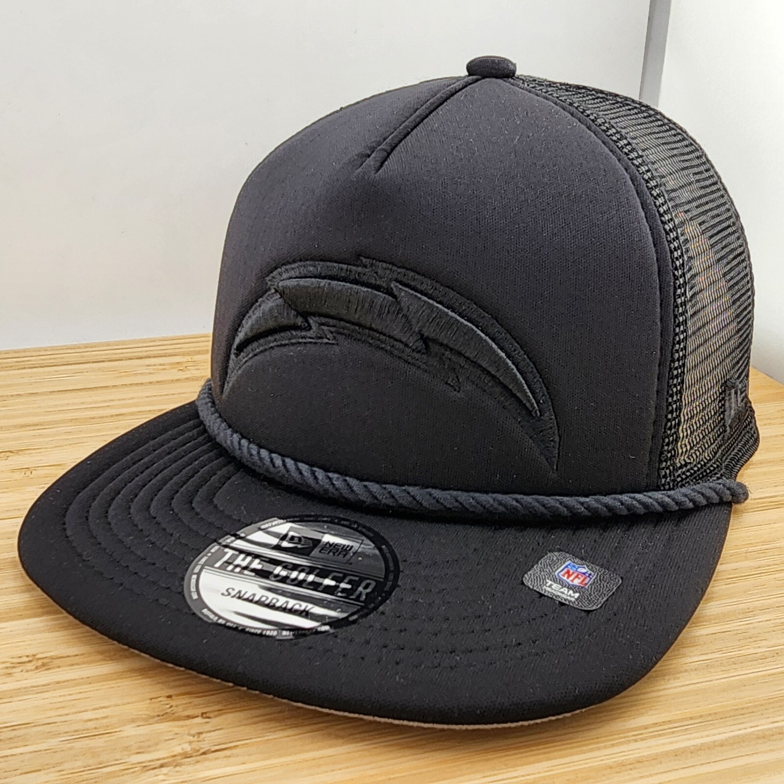Los Angeles Chargers Golfer Hat Cap, Black on Black w/Rope, New Era, Snapback