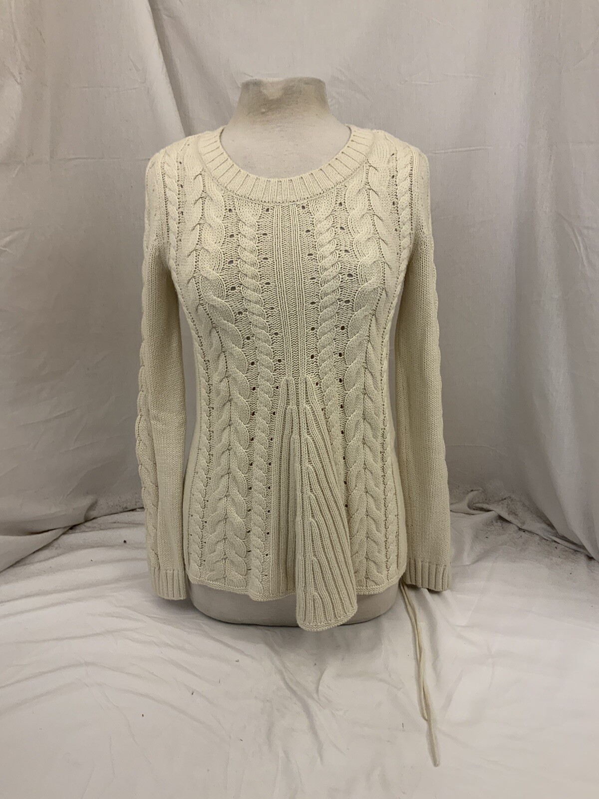 Cabi Sweater XS Beige Cotton Acrylic Poly Cable Knit Crew Lined LNWOT YGI T1-506
