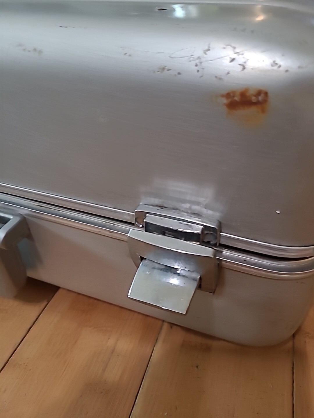 Zero Halliburton Briefcase Aluminum Case / Combination Lock 21 X 12 X 8 eBay