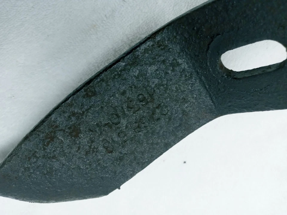 OEM MOPAR 1967 1968 1969 PLYMOUTH BARRACUDA LH REAR BUMPER BRACKET 2768613 Foto 3 de 3