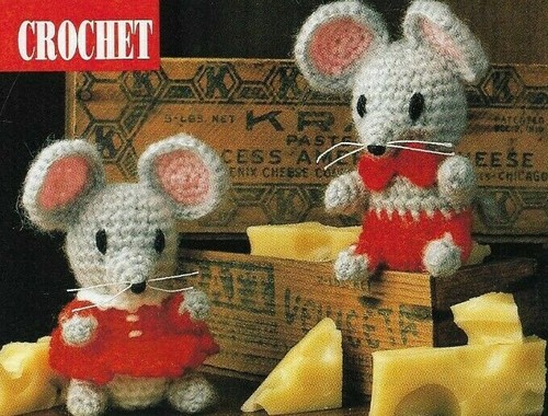 2 TEENSY MICE 5 1/2" STUFF ANIMALS TOY DIGEST SIZE CROCHET PATTERN INSTRUCTIONS