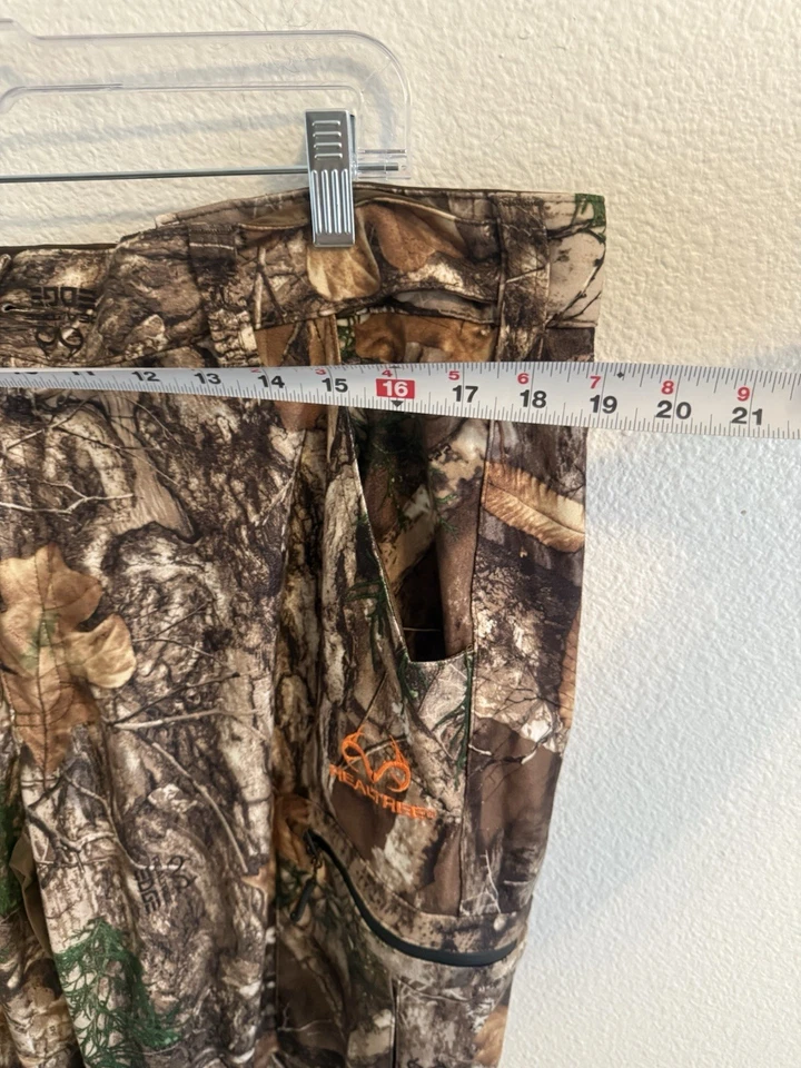 Realtree Men’s Hunting Pants Size L Brand New - Image 3 of 4