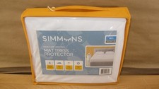Simmons Moisture Wicking King Mattress Protector