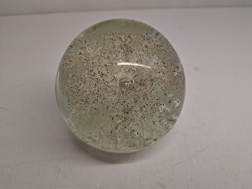 Glass Paperweight Flower Design With Bubbles Vintage 8cm Tall Vintage S5020 - Picture 7 of 13