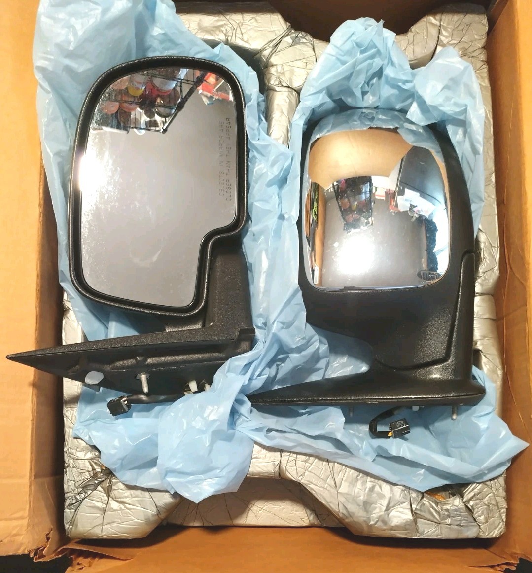 General Motor 12495931 02-07 GMC Sierra, Chevy Silverado Side View Mirrors Chrom