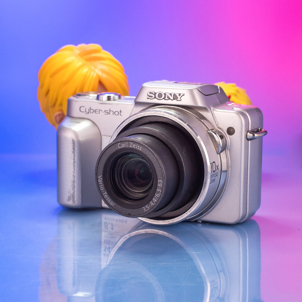 SONY Cyber−Shot DSC-H3 Sony Cyber-shot DSC-H3 8.1MP 10X Optical Zoom CCD Digital
