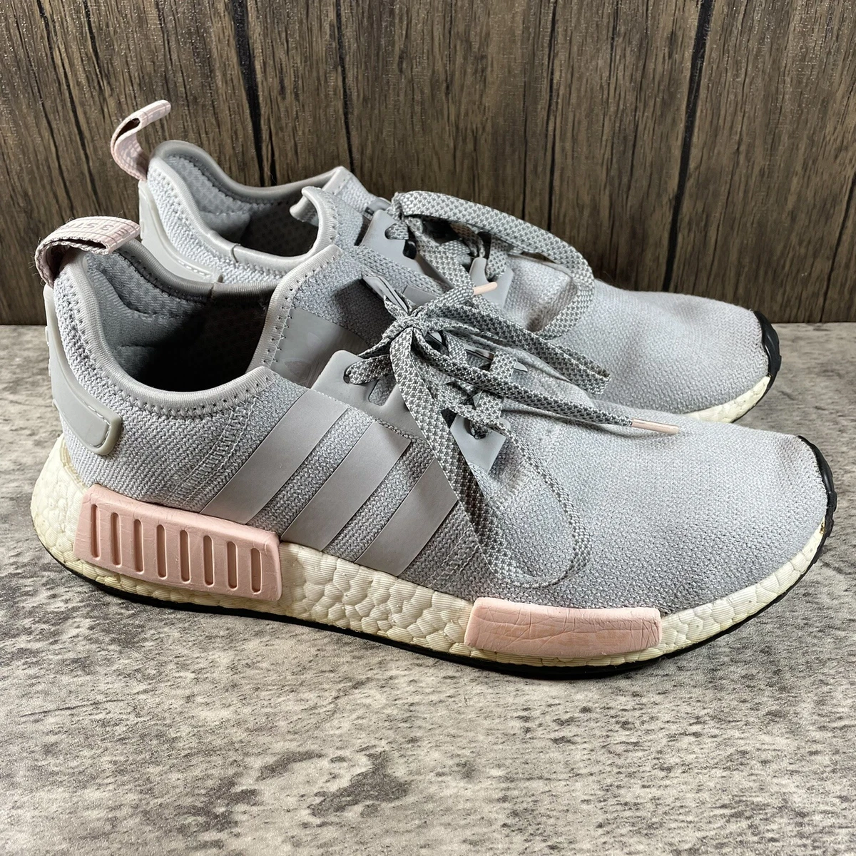Women s ADIDAS NMD R1 Sneakers Light Onix BY3058 Gray Pink Size