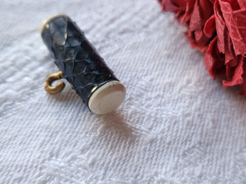 Collection bouton ancien tube repyile bleu 2,4 cm sur 0,7 cm D9A - Bild 5 von 6