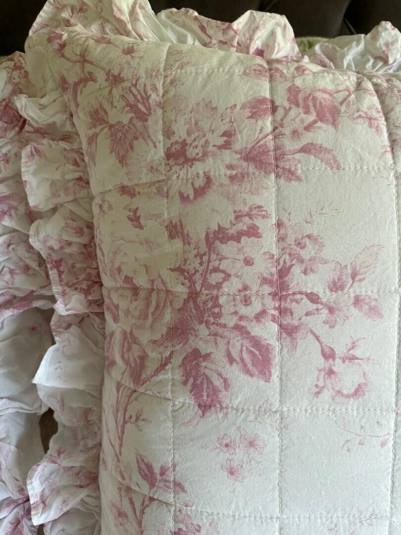 CABBAGES & ROSES LONDON PINK FLORAL RUFFLED COTTON EURO CABBAGES & ROSES LONDON PINK FLORAL RUFFLED COTTON EURO