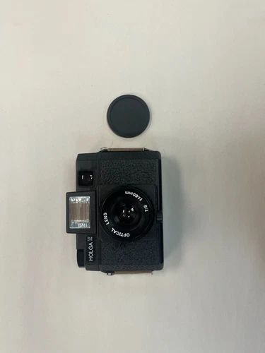 Camera Holga 120 SF Film Camera Box Vintage Black Strap Built-in Flash 60mm