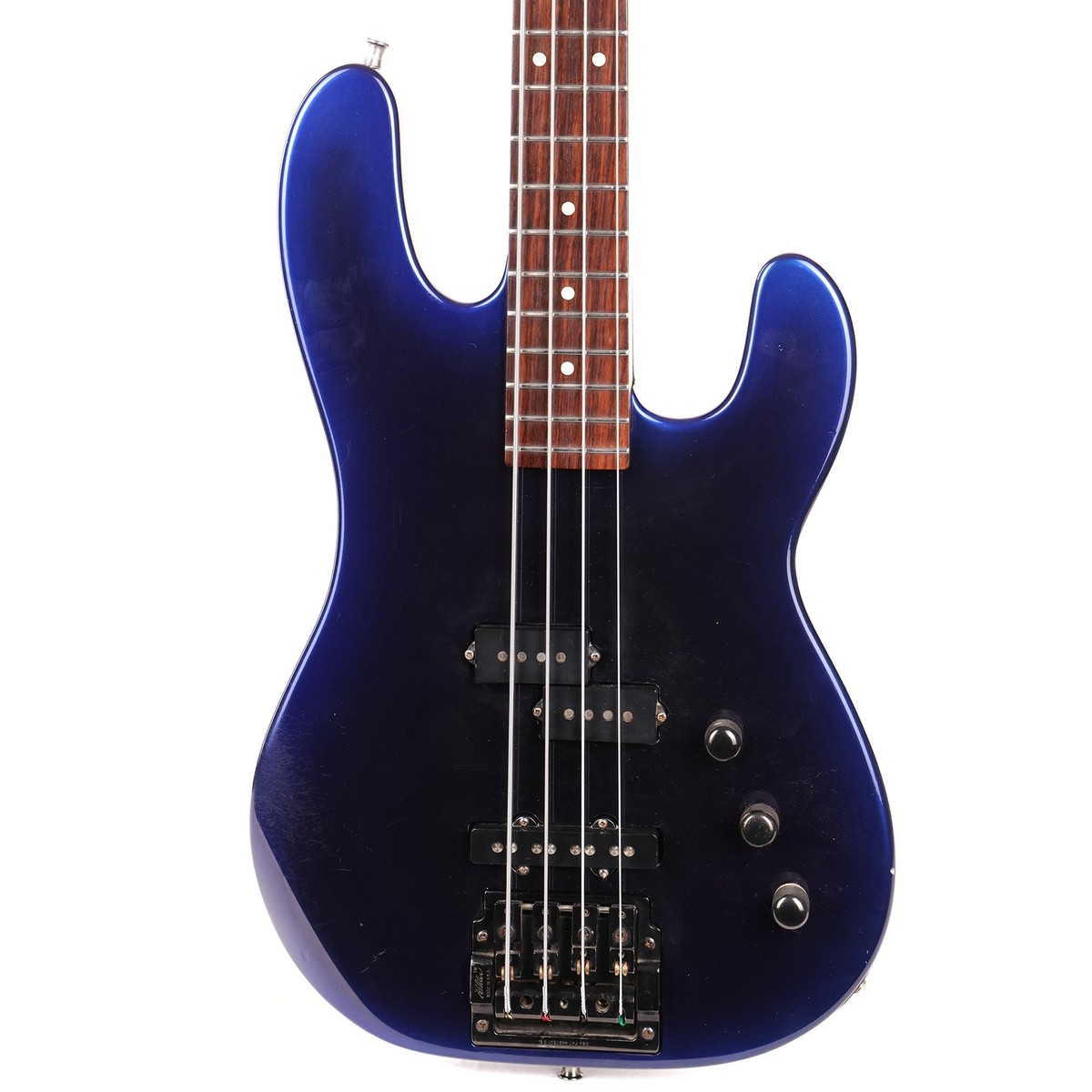 charvel ベース 1981 Charvel Bass Faded Fiesta Red | The Music Zoo