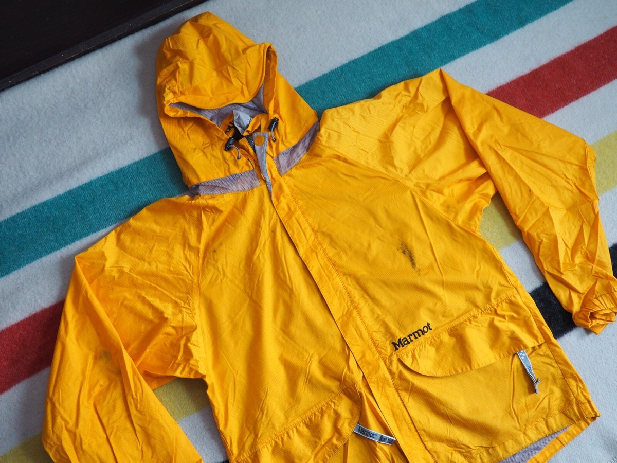 VTG 90s MARMOT Yellow Orange Nylon Hooded Shell Hiking Outdoor 