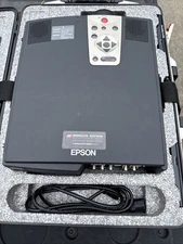 Epson Travel Powerlite 7200 3LCD XGA Conference Room Projector W/CASE