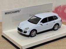 Minichamps Porsche Cayenne Turbo 1/43 Model Car White Used Authentic