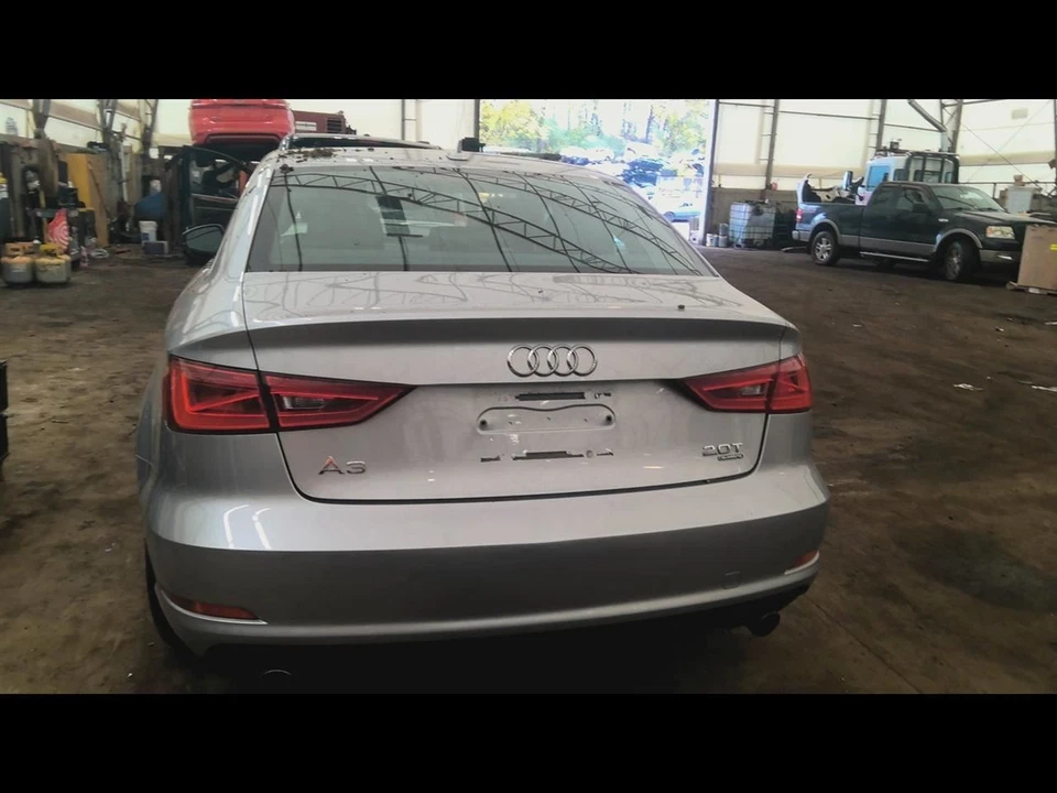 Brazo de control inferior derecho pasajero delantero se adapta a 15-20 AUDI A3 6814990 Foto 2 de 4