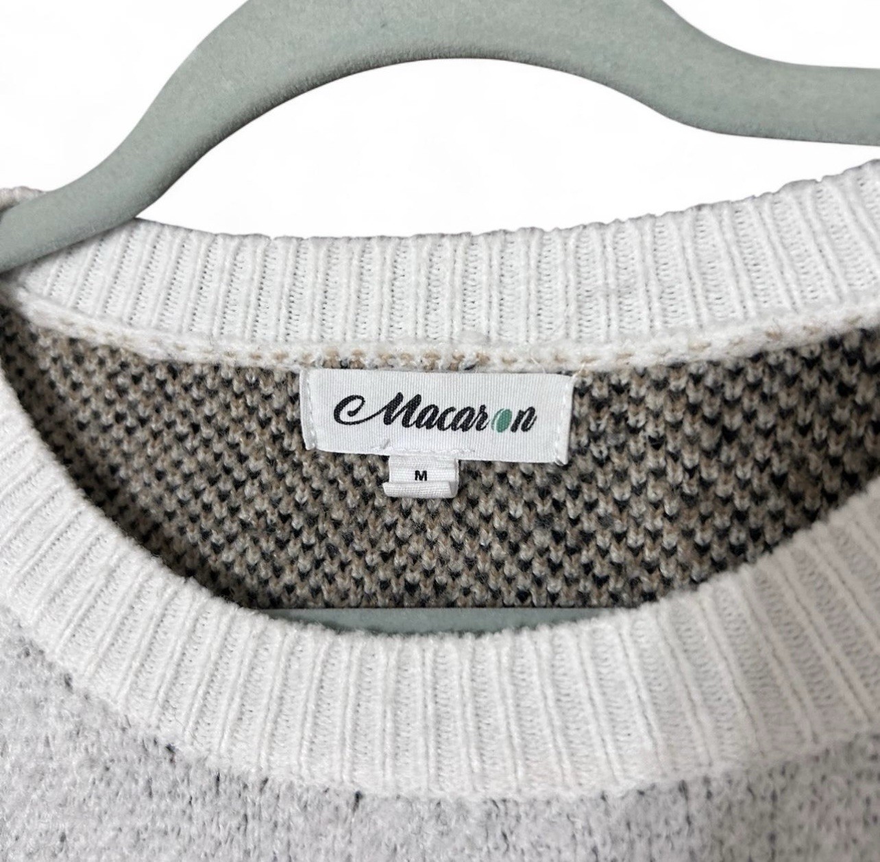 Macaron Leopard Print Sweater – Medium | White, T… - image 2