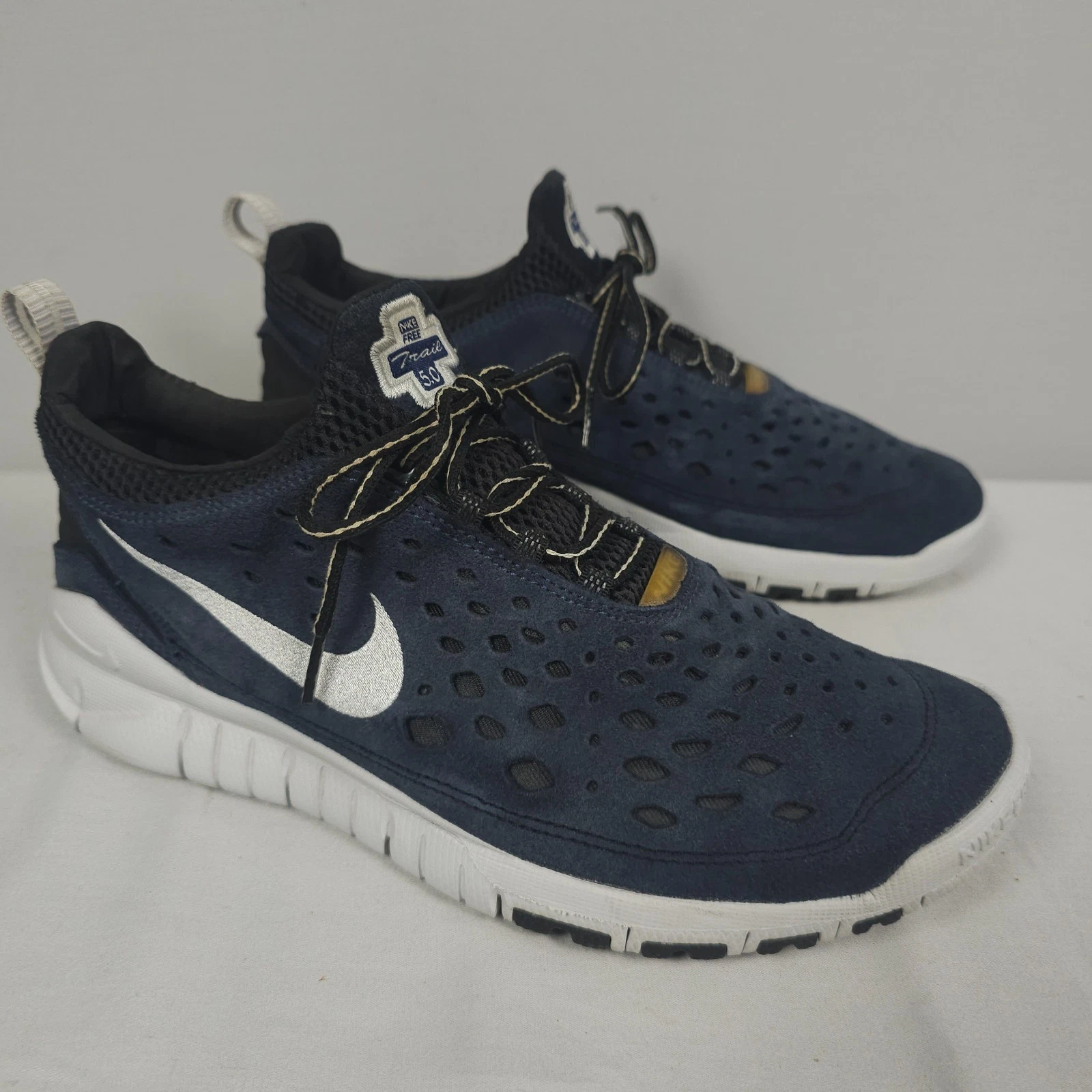 Nike Free Trail 5.0 Shoes Men Size 9.5 Navy Blue White Suede