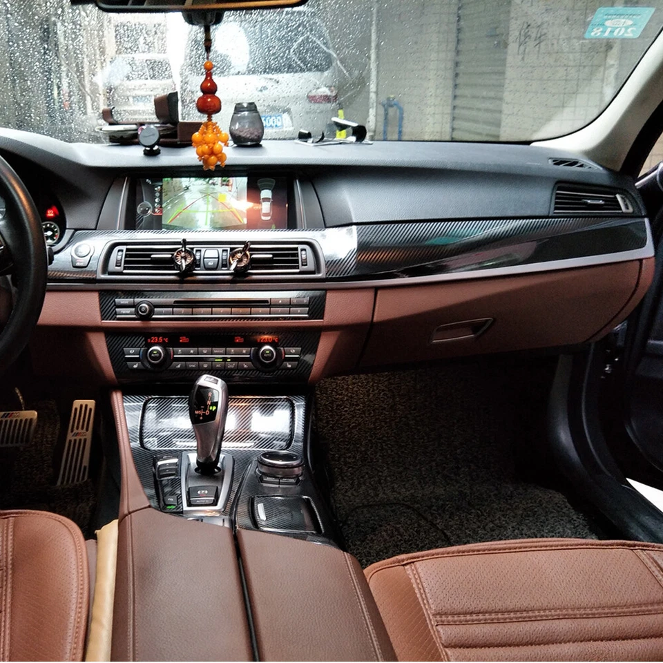 Calcomanías de ajuste interiores hágalo usted mismo con patrón de fibra de carbono 5D para BMW Serie 5 F10 2011-2017 Foto 4 de 4