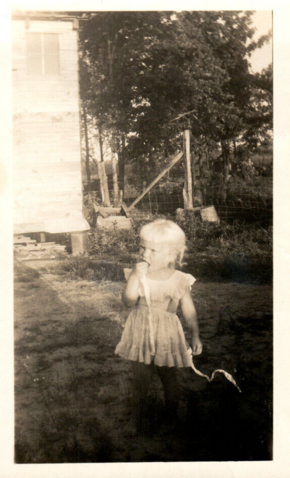 Vintage Photo 1940s Southern Girl White Dress in Yard, Black White 4