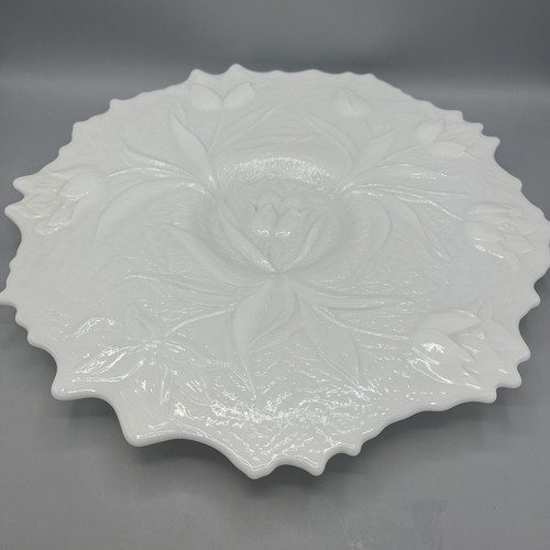 Cambridge Glass Co Everglade Milk Glass 16 3/4" Platter with Tulips (SMALL FLAW) - Picture 7 of 24
