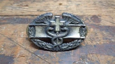 Vietnam War vintage US Army Combat Medic Badge uniform insignia pin 1/20 SILVER