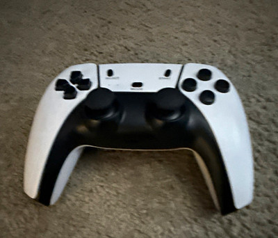 Wireless PC Game Controller Gamepad, White/Black, Plastic, 1 Player