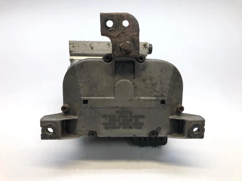 1996 - 1998 Geo Tracker Anti-Lock Brake Pump/Module Assembly OEM 18019296 - Image 2 of 4