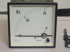 Frequenzmessgerät, Einbau, Siemens - 45 - 55 Hz,  96x96 mm,  20 mA Stromeingang.
