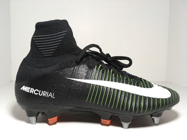 nike soccer cleats soft ground
