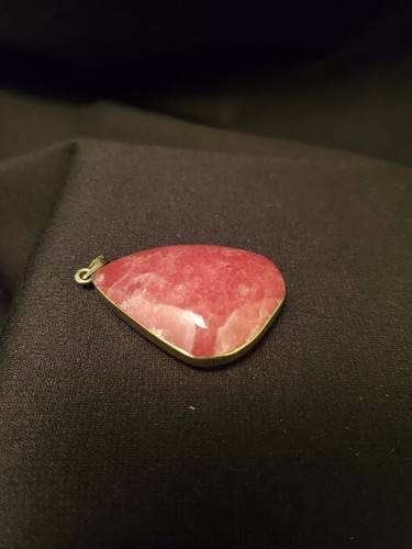 Simulated Red Stone Necklace Pendant Silver 2" x 0.75" (13355) - Picture 4 of 4