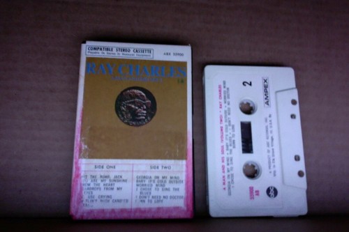 CLAM SHELL CASSETTE Ray Charles A Man & his music Paper labels Hit the road Jack - Picture 7 of 9