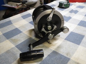 Moulinet Vintage Penn 330 GTI – Graphite – Made In USA – Bon état