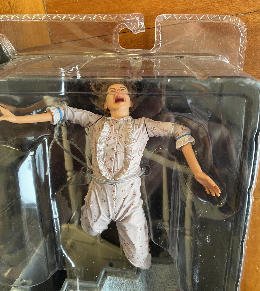 新品未開封NECA Exorcist SpiderWalk /ネカ エクソシスト NECA Exorcist SpiderWalk / ネカ エクソシスト