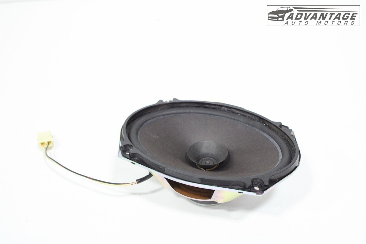 2017-2024 FREIGHTLINER CASCADIA REAR RIGHT SIDE DOOR AUDIO SPEAKER