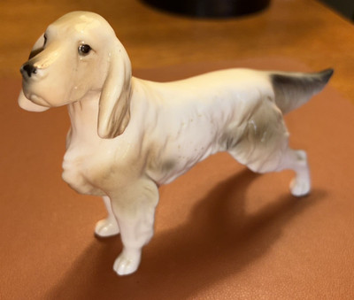 Vintage English setter Dog Browns/Gray/White pointer ceramic figurine unmarked
