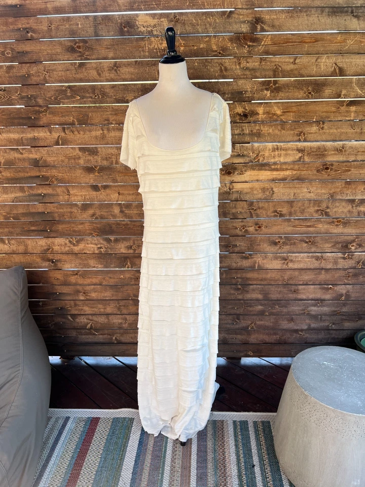 Vestido largo con volantes en capas Max Edition -- XL Foto 2 de 4