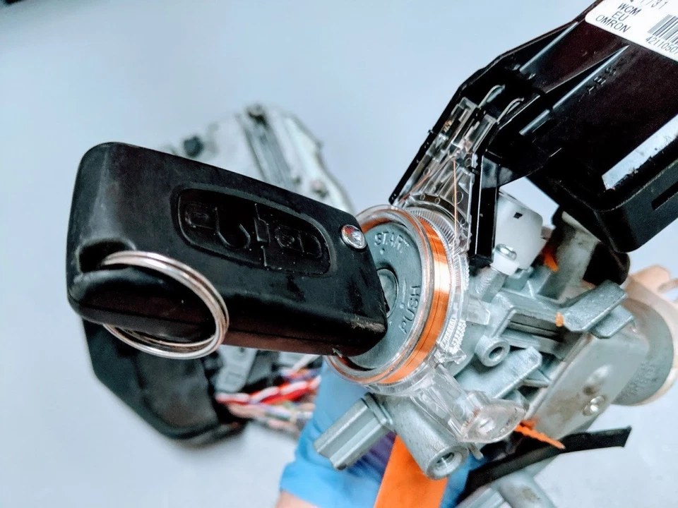 PEUGEOT 4007 2.2 HDI IGNITION KIT LOST KEY SET 9664487580 0281013666 - Image 4 of 4