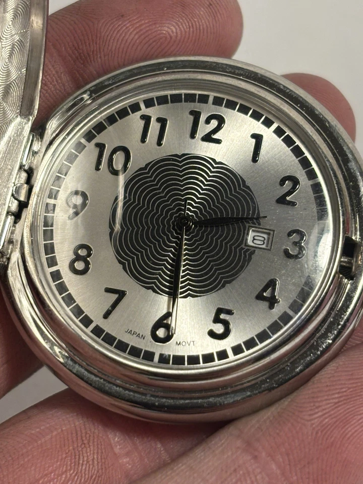 Japan Movement Pocket Watch silver tone with date needs a battery though - Image 3 of 4