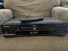 Pioneer DV-414 DVD Player  Powers On  Reads  AS-IS  No Returns WITH REMOTE