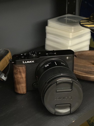 Handmade Wood Camera Hand Grip Handle Anti-slip Adhesive For Panasonic LUMIX S9 - Picture 6 of 11