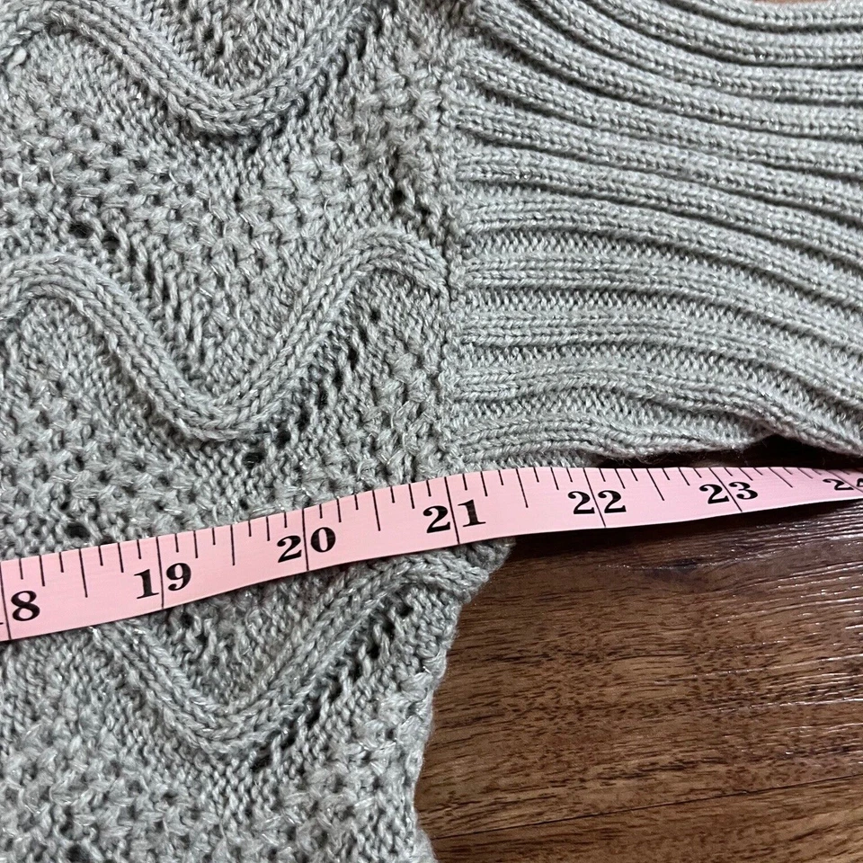 Metaphor 女式针织毛衣灰色圆领短袖运动衫衬衫,尺寸 S — 第 4/4 张图片