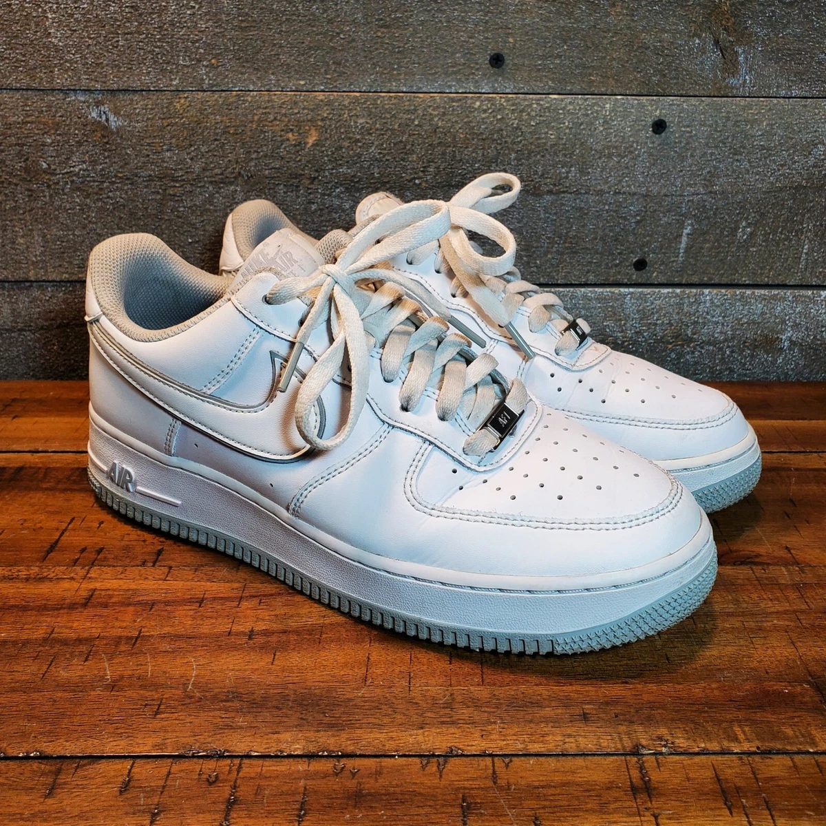 未使用 NIKE AIR FORCE 1 ’07 WHITE Preços baixos em Nike Air Force 1 '07 White Grey Sole | eBay