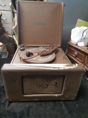 Vintage DYNAVOX Portable Tube Turntable Powers Up Untested Sold As-Is