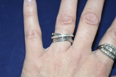 SUN BLACK & WHITE DIAMOND .04 CTS STERLING SILVER 4 ROW BAND STYLE RING SZ 6.5