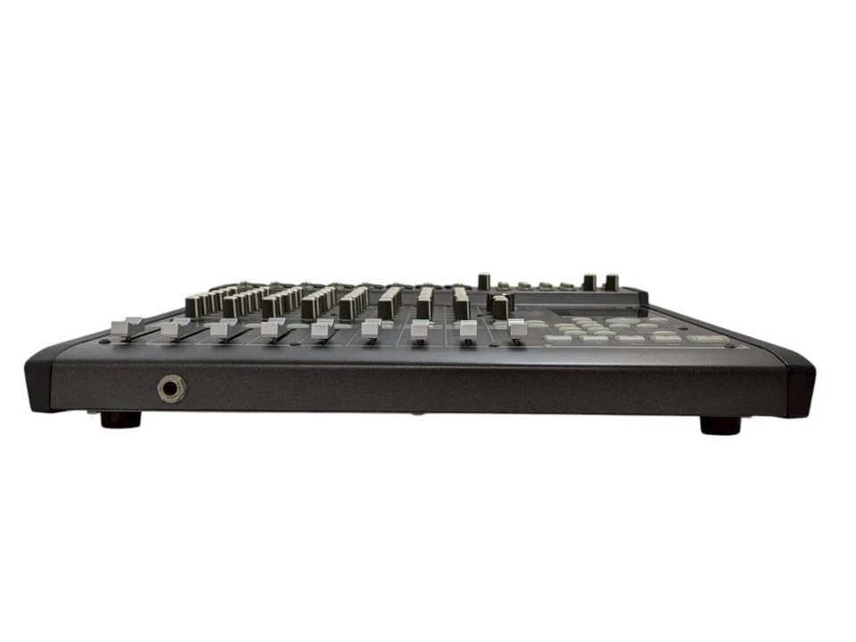 KORG D888 Digital Recording Studio Multi-Track Recorder 8-Track Mixer Pro Audio - Image 3 of 4