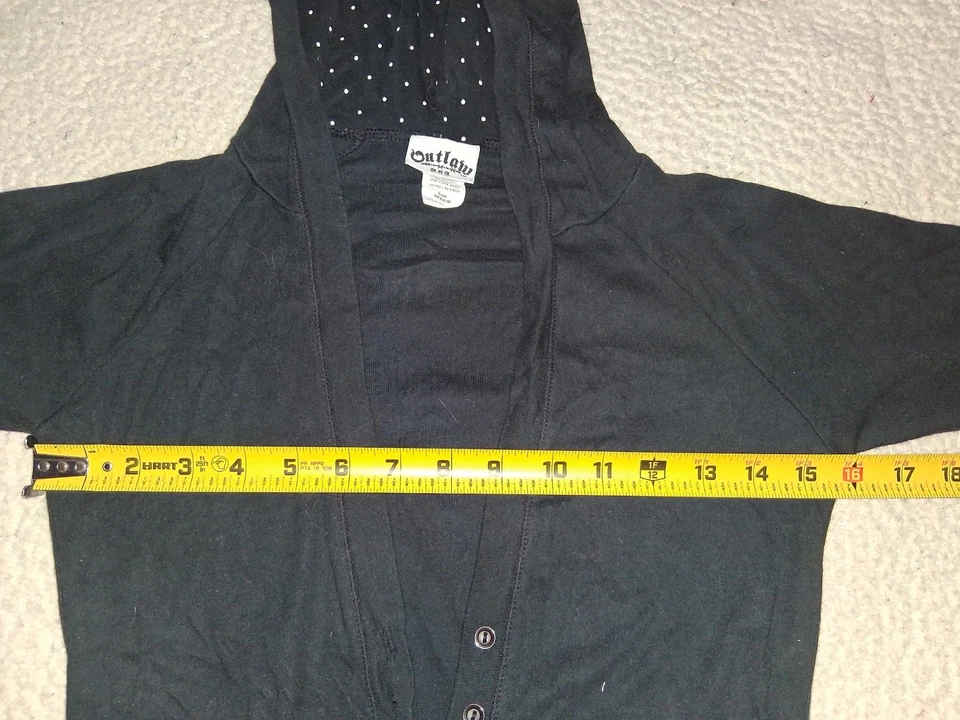 Brand: OUTLAW Women's Hoodie V-neckline Long-Sleeve Lightweight Top Medium - Image 4 of 4