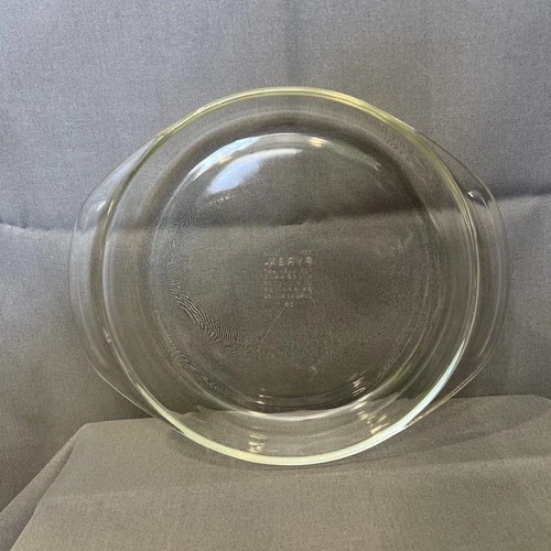Vintage Pyrex #221 Clear Glass Round Handled Casserole Baking Dish 8″ USA