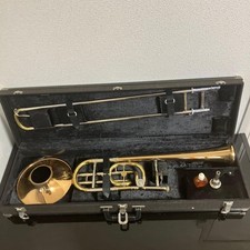 Holton TR158 Tenor Trombone w/case
