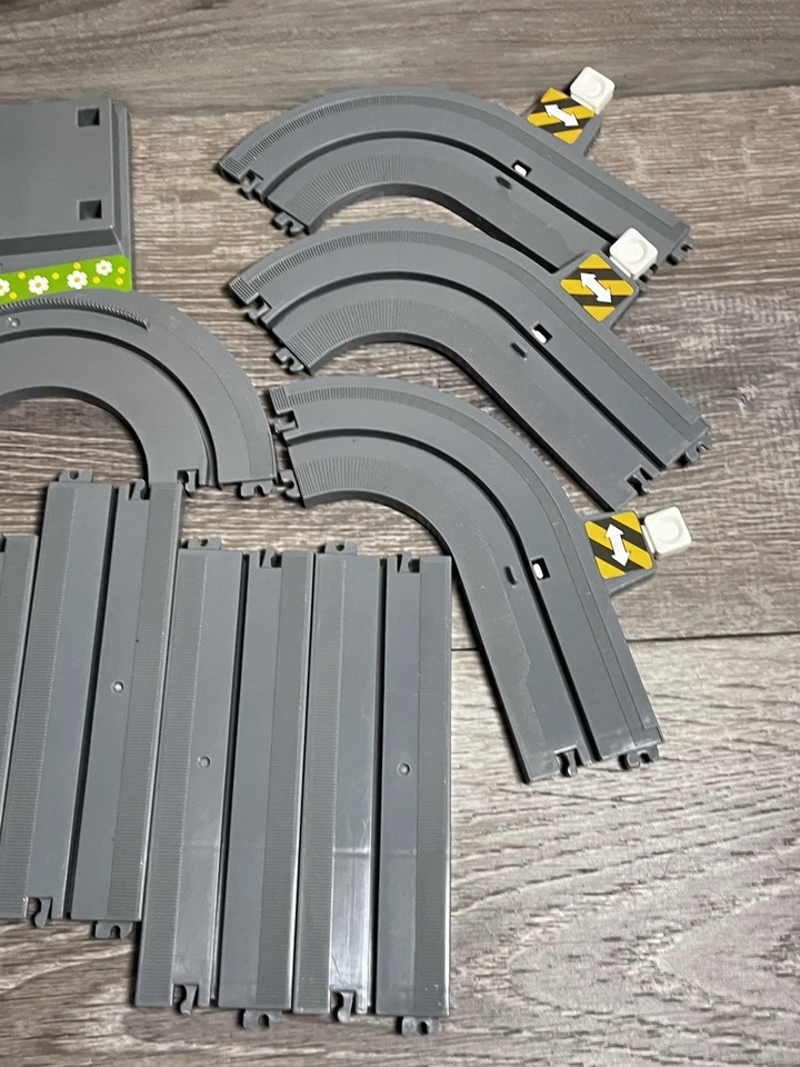 JUEGO DE 10 THOMAS BIG LOADER 2001 Tomy vías de tren y piezas de colección SOLO PIEZAS Foto 3 de 4